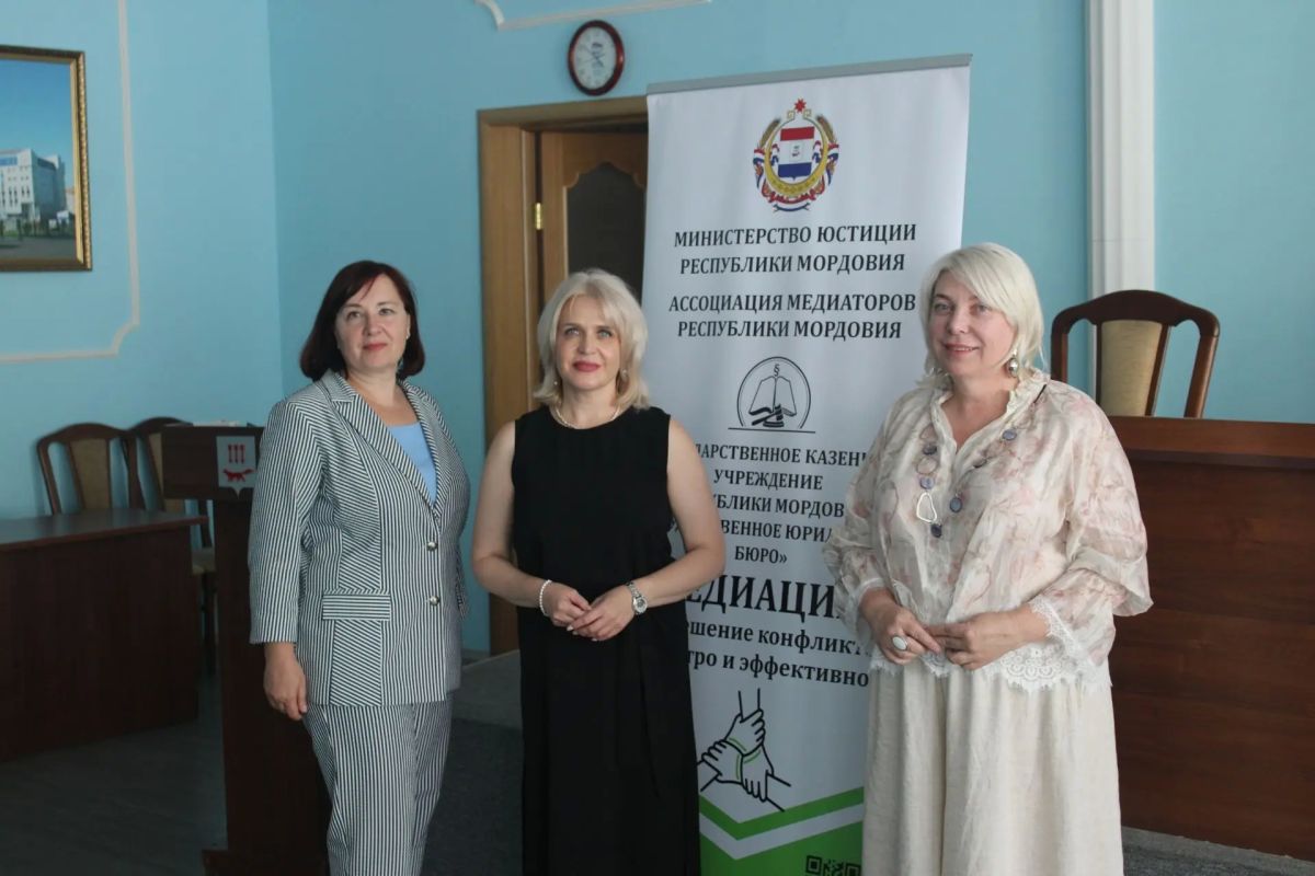 В Республике Мордовия завершилась Всероссийская неделя правовой помощи по вопросам защиты интересов семьи, приуроченная ко Дню семьи, любви и верности В Республике Мордовия завершилась Всероссийская неделя правовой помощи по вопросам защиты интересов семьи, приуроченная ко Дню семьи, любви и верности