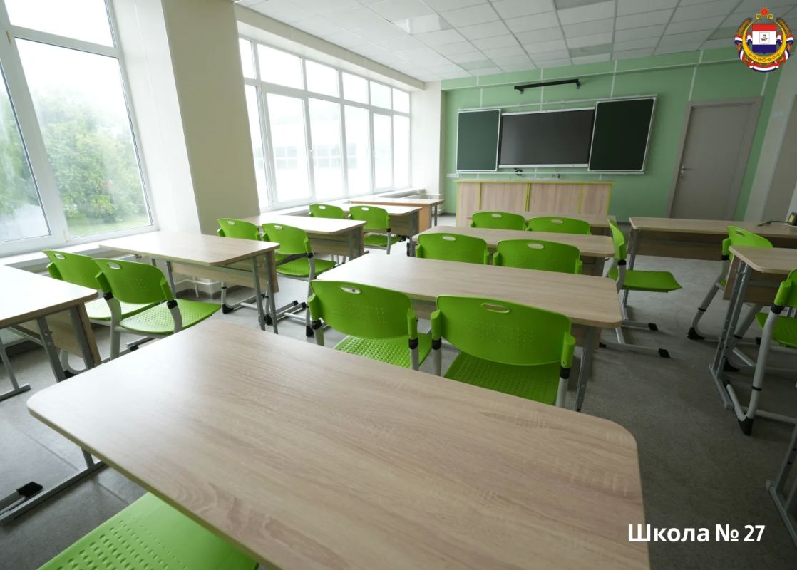 Обновляя школы, строим будущее Обновляя школы, строим будущее