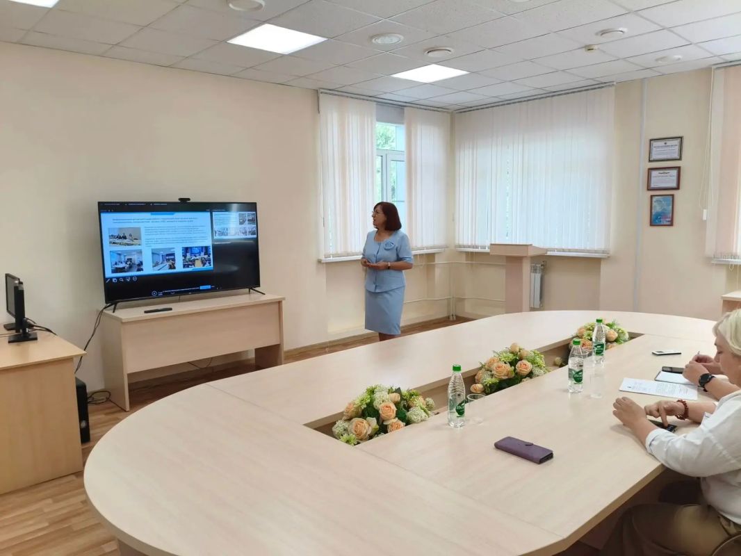 23 июля 2026 года Министерством юстиции Республики Мордовия проведён семинар-совещание для сотрудников аппаратов мировых судей, посвящённый вопросам применения процедуры медиации как альтернативного способа разрешения споров... 23 июля 2026 года Министерством юстиции Республики Мордовия проведён семинар-совещание для сотрудников аппаратов мировых судей, посвящённый вопросам применения процедуры медиации как альтернативного способа разрешения споров...