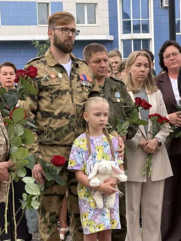 В парке Защитников Донбасса в Саранске прошла акция-реквием, приуроченная ко Дню памяти детей — жертв войны в Донбассе В парке Защитников Донбасса в Саранске прошла акция-реквием, приуроченная ко Дню памяти детей — жертв войны в Донбассе