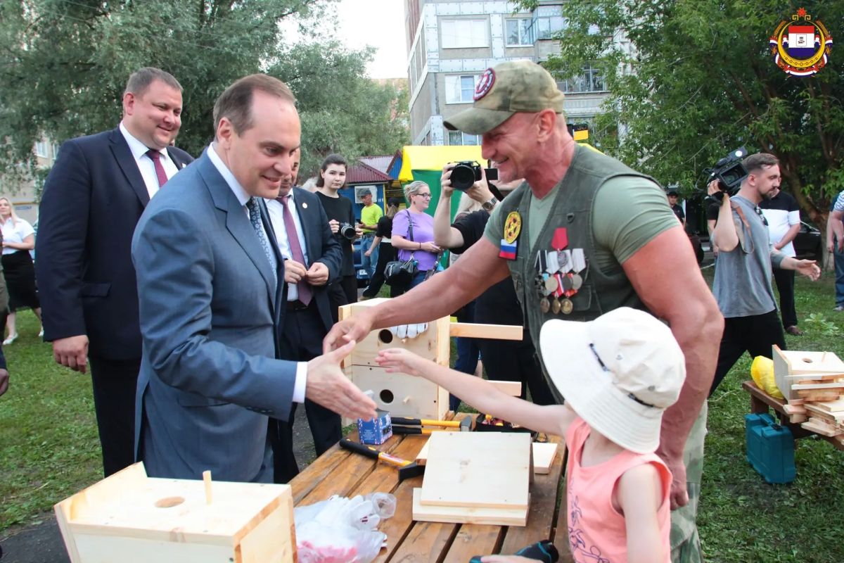 «Наш двор - это райский уголок!» «Наш двор - это райский уголок!»