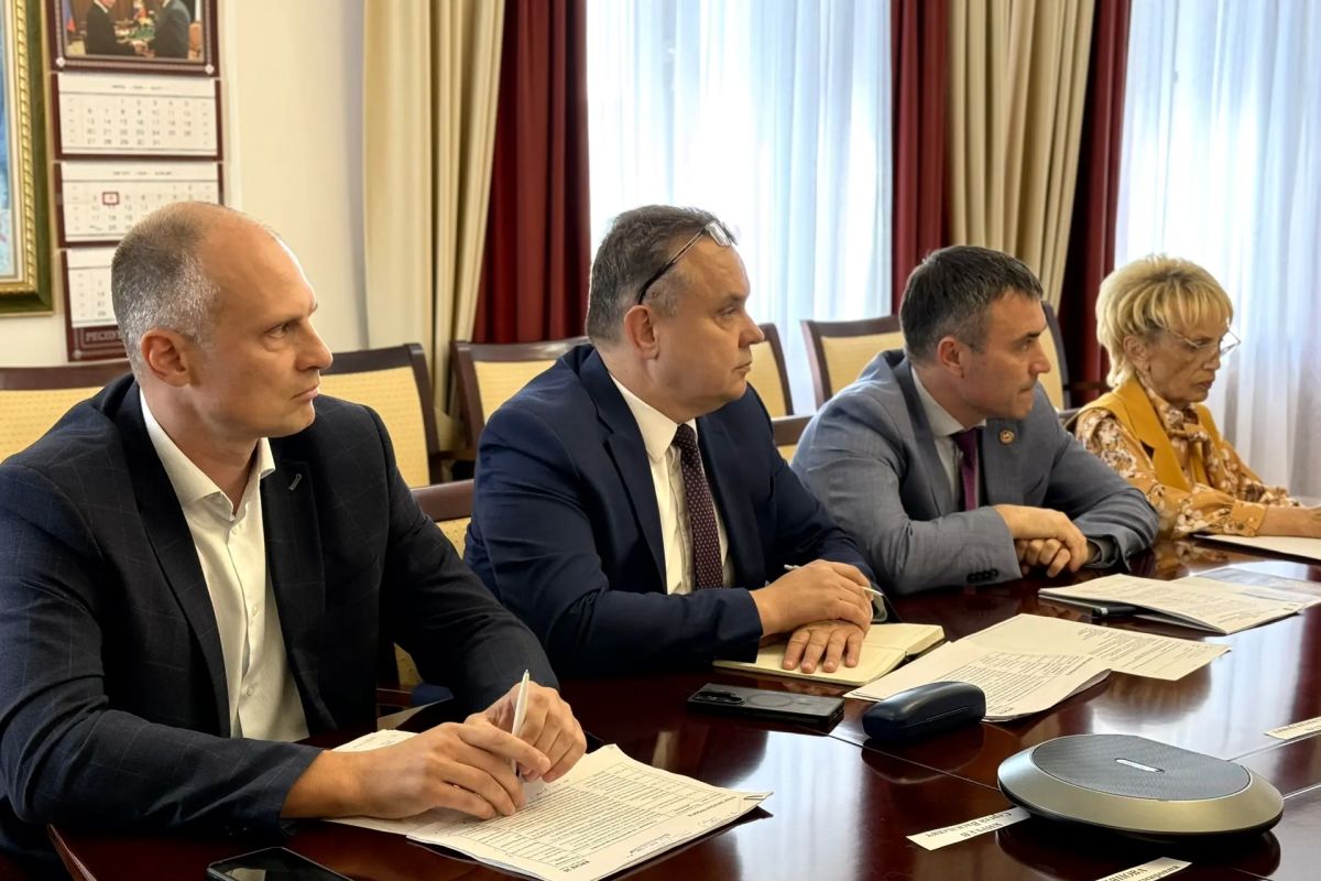 На полях #ПМЭФ Глава республики подписал меморандум о сотрудничестве с Россельхозбанком и расширении проекта «Органика детям» На полях #ПМЭФ Глава республики подписал меморандум о сотрудничестве с Россельхозбанком и расширении проекта «Органика детям»