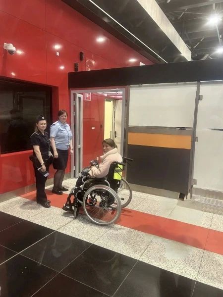В Мордовии полицейские исполнили решения о депортации семи иностранных граждан В Мордовии полицейские исполнили решения о депортации семи иностранных граждан