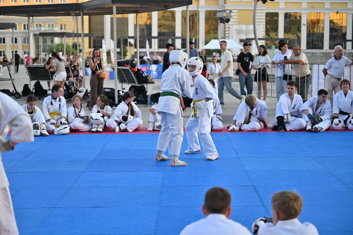 С Днем физкультурника, спортивная Мордовия! Сегодня профессиональный праздник тех, кто живет спортом и своим примером вдохновляет других С Днем физкультурника, спортивная Мордовия! Сегодня профессиональный праздник тех, кто живет спортом и своим примером вдохновляет других