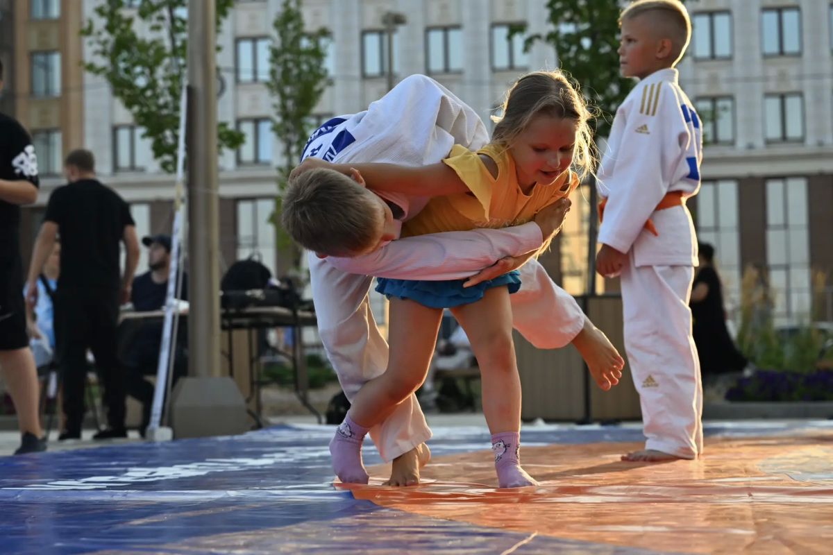 С Днем физкультурника, спортивная Мордовия! Сегодня профессиональный праздник тех, кто живет спортом и своим примером вдохновляет других С Днем физкультурника, спортивная Мордовия! Сегодня профессиональный праздник тех, кто живет спортом и своим примером вдохновляет других