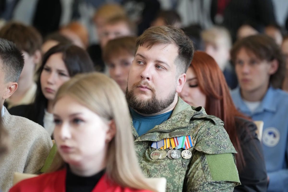 Артём Здунов: «Объединяем молодёжь для добрых дел» Артём Здунов: «Объединяем молодёжь для добрых дел»