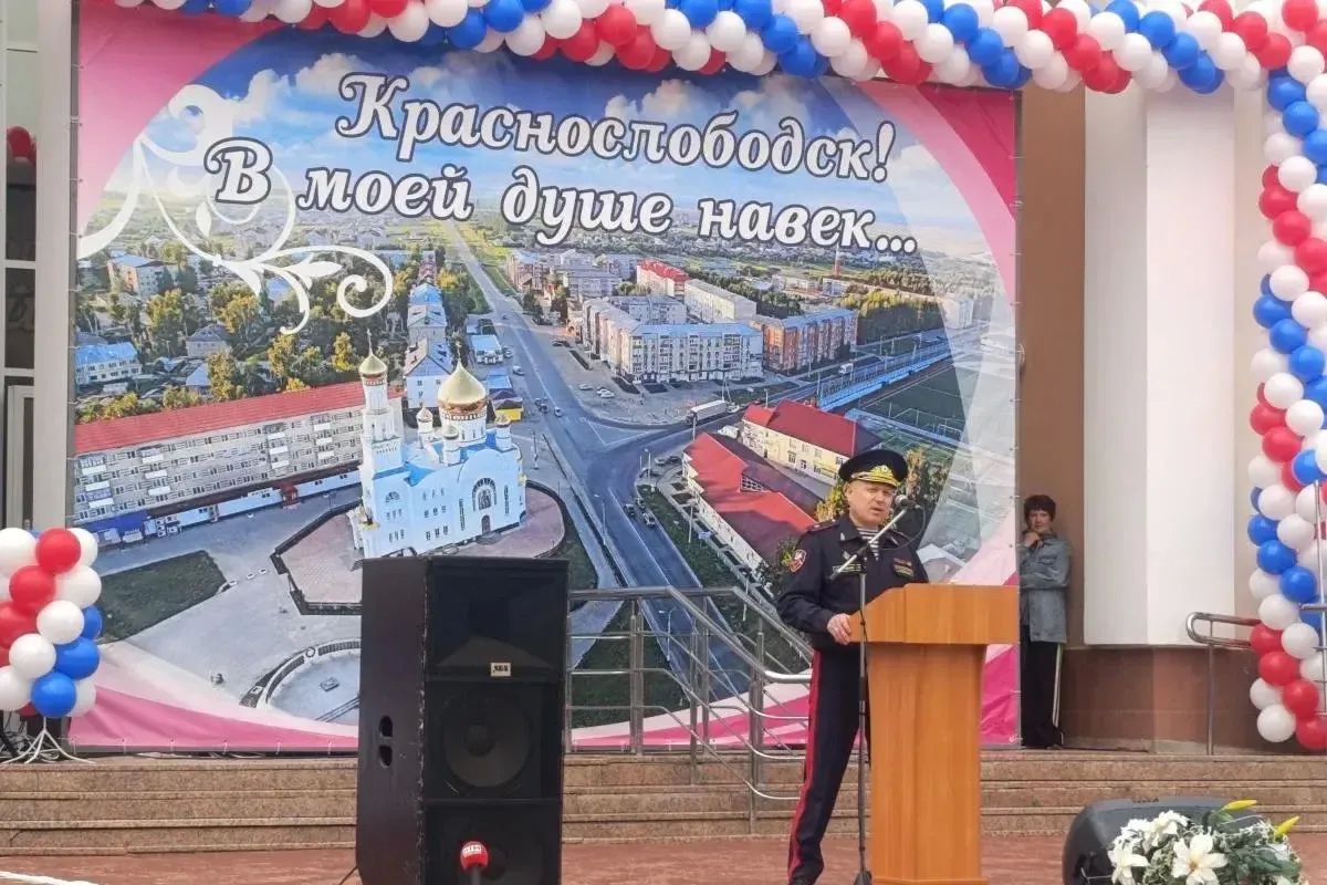 В торжествах к 456-летию Краснослободска принял участие начальник Управления Росгвардии по Республике Мордовия В торжествах к 456-летию Краснослободска принял участие начальник Управления Росгвардии по Республике Мордовия