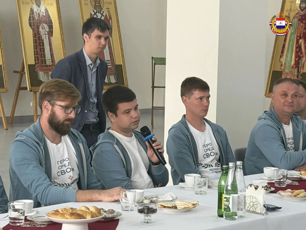 В Мордовии встретились участники программ «Герои среди СВОих» и «Герои Херсонщины» В Мордовии встретились участники программ «Герои среди СВОих» и «Герои Херсонщины»