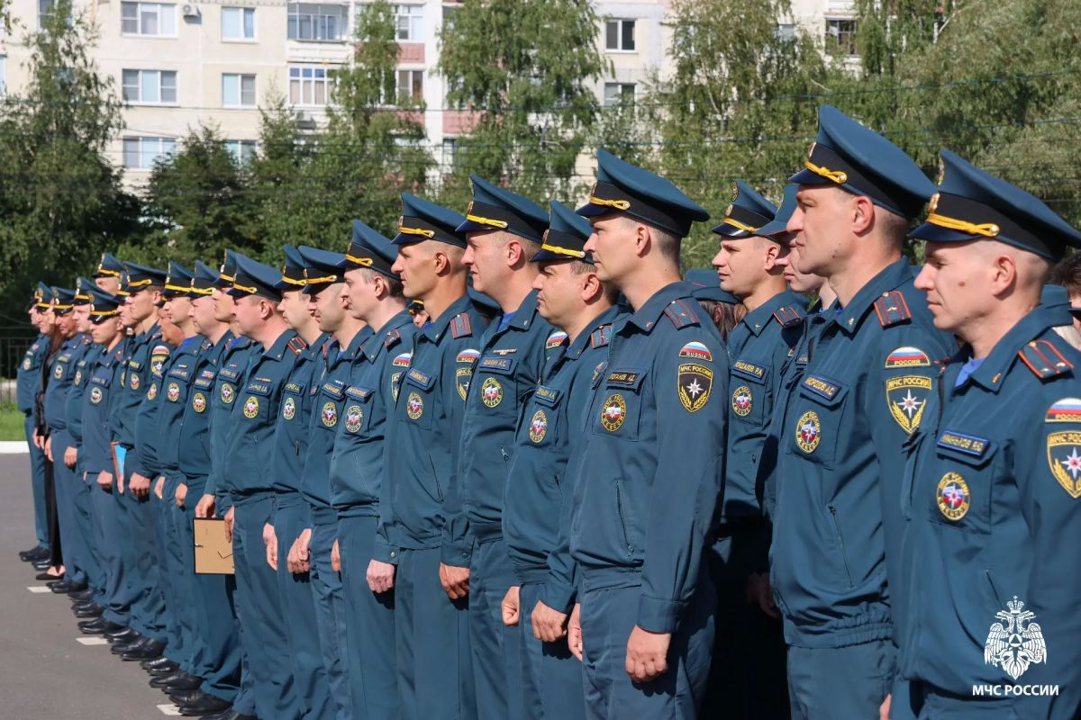 21 и 22 августа особенные дни, когда отмечаются в нашей стране День офицера и День Государственного флага РФ 21 и 22 августа особенные дни, когда отмечаются в нашей стране День офицера и День Государственного флага РФ