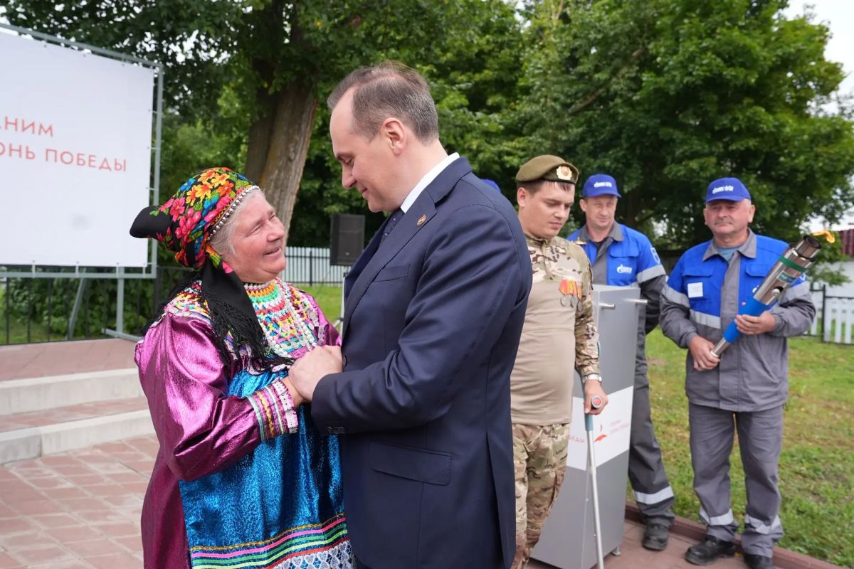 Артём Здунов: Хранить огонь Победы теперь будут и в селе Лемдяй Старошайговского района Артём Здунов: Хранить огонь Победы теперь будут и в селе Лемдяй Старошайговского района
