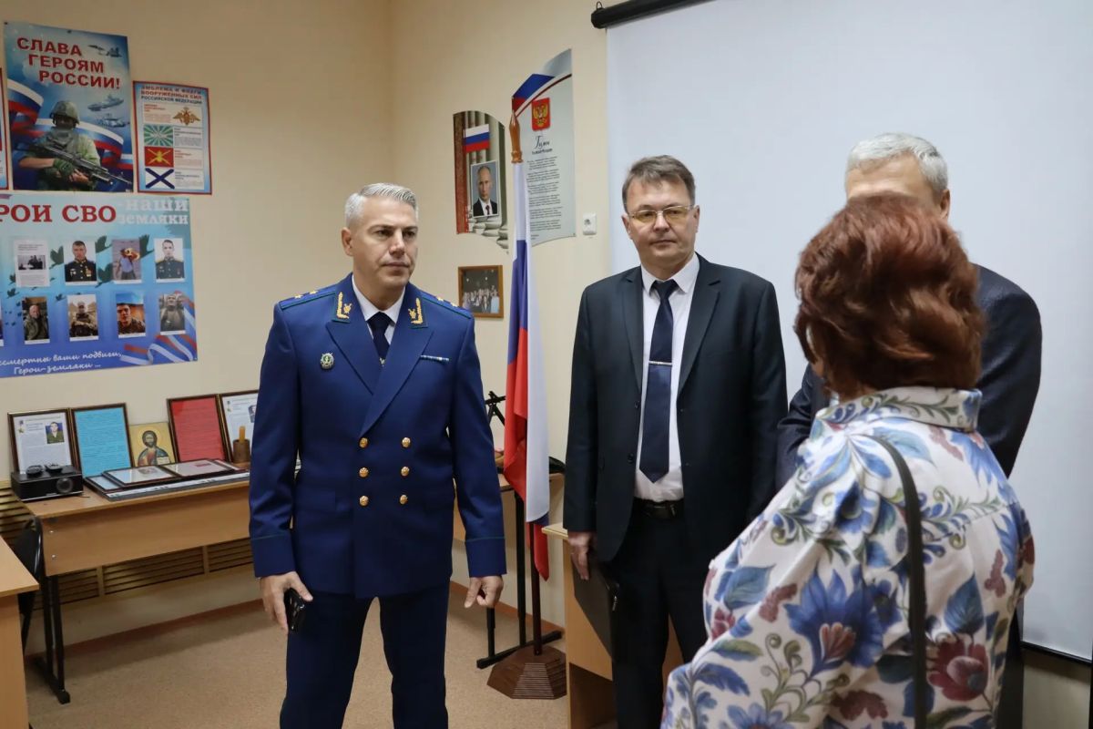 Поздравили воспитанников ГБУ РМ «Центр помощи детям, оставшимся без попечения родителей» с наступающим Днём знаний Поздравили воспитанников ГБУ РМ «Центр помощи детям, оставшимся без попечения родителей» с наступающим Днём знаний