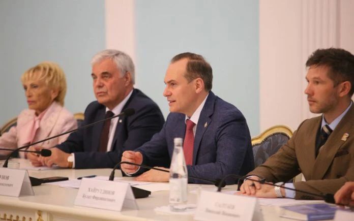 2 сентября Глава Мордовии Артём Здунов провел с активом ветеранов республики встречу, главной темой которой стало активное долголетие