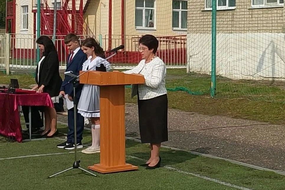 В День знаний депутаты Госсобрания Мордовии приняли участие в торжественных мероприятиях, поздравили педагогов и учащихся с началом учебного года В День знаний депутаты Госсобрания Мордовии приняли участие в торжественных мероприятиях, поздравили педагогов и учащихся с началом учебного года