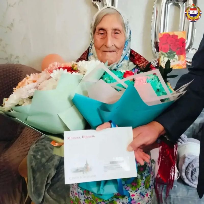 100 лет труда и заботы. Свой столетний юбилей отметили труженики тыла и ветераны труда – Клавдия Григорьевна Шмелёва из села Рязановка Старошайговского района и Прасковья Константиновна Миронова из Саранска 100 лет труда и заботы. Свой столетний юбилей отметили труженики тыла и ветераны труда – Клавдия Григорьевна Шмелёва из села Рязановка Старошайговского района и Прасковья Константиновна Миронова из Саранска