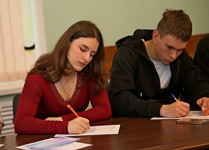8 сентября в календаре нашей страны появилось важное нововведение – теперь эта дата официально объявлена Днем языков народов России 8 сентября в календаре нашей страны появилось важное нововведение – теперь эта дата официально объявлена Днем языков народов России
