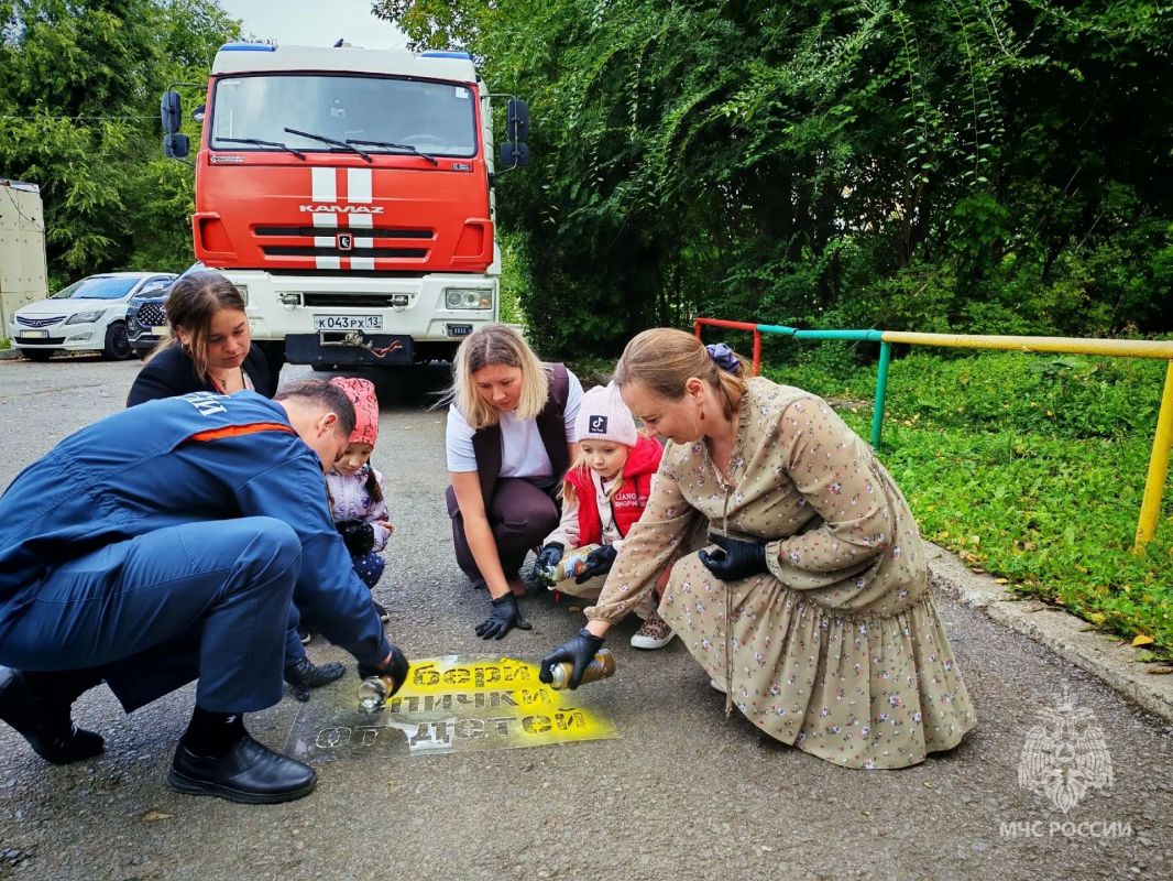 «Говорящий асфальт» в каждом дворе «Говорящий асфальт» в каждом дворе