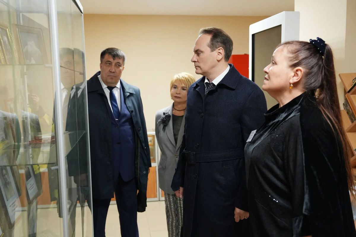 Артём Здунов: Встретились с жителями Ромодановского района, поздравили новосёлов - вручили ключи от новых, комфортных, уютных домов по программе переселения из ветхого и аварийного жилья Артём Здунов: Встретились с жителями Ромодановского района, поздравили новосёлов - вручили ключи от новых, комфортных, уютных домов по программе переселения из ветхого и аварийного жилья