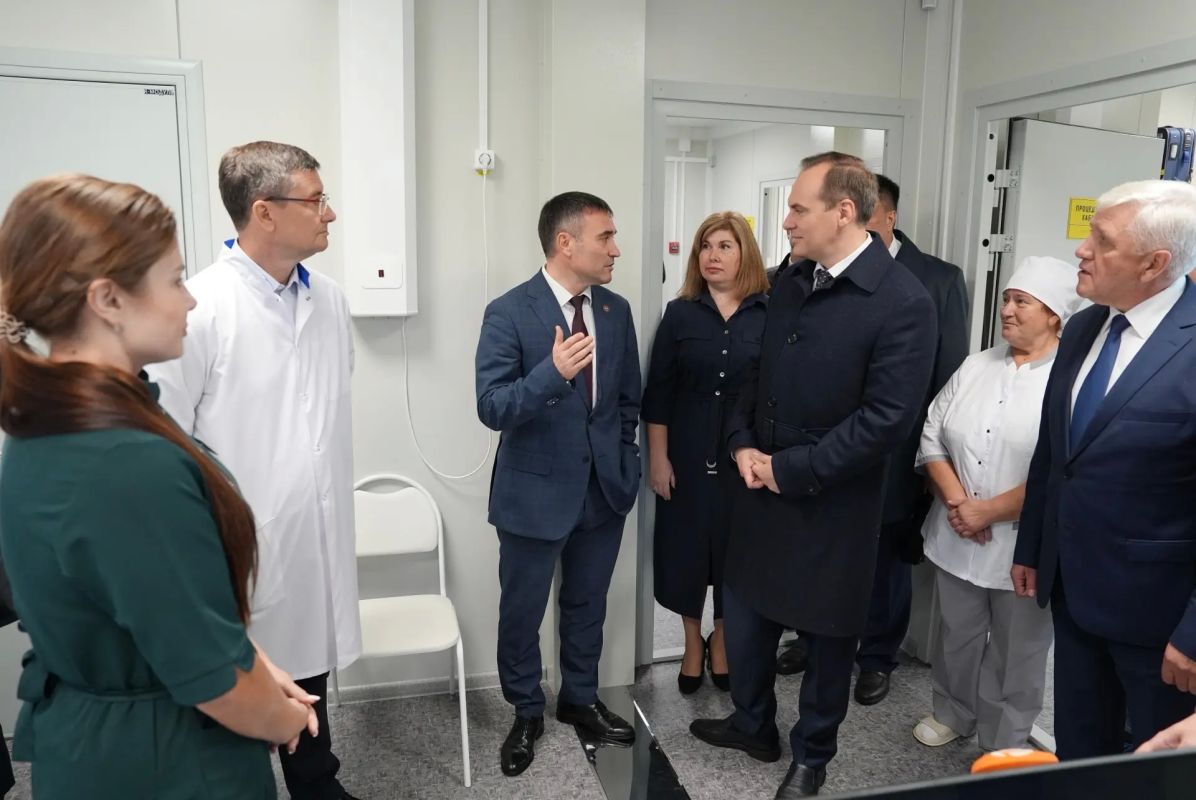 Артём Здунов: Встретились с жителями Ромодановского района, поздравили новосёлов - вручили ключи от новых, комфортных, уютных домов по программе переселения из ветхого и аварийного жилья Артём Здунов: Встретились с жителями Ромодановского района, поздравили новосёлов - вручили ключи от новых, комфортных, уютных домов по программе переселения из ветхого и аварийного жилья