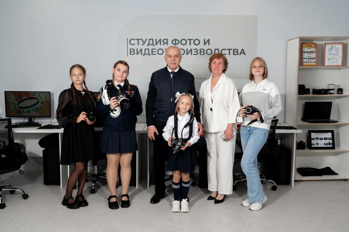 12 сентября в Ардатовской детской школе искусств – одной из старейших детских школ искусств Республики Мордовия – открылась Школа креативных индустрий (ШКИ) 12 сентября в Ардатовской детской школе искусств – одной из старейших детских школ искусств Республики Мордовия – открылась Школа креативных индустрий (ШКИ)