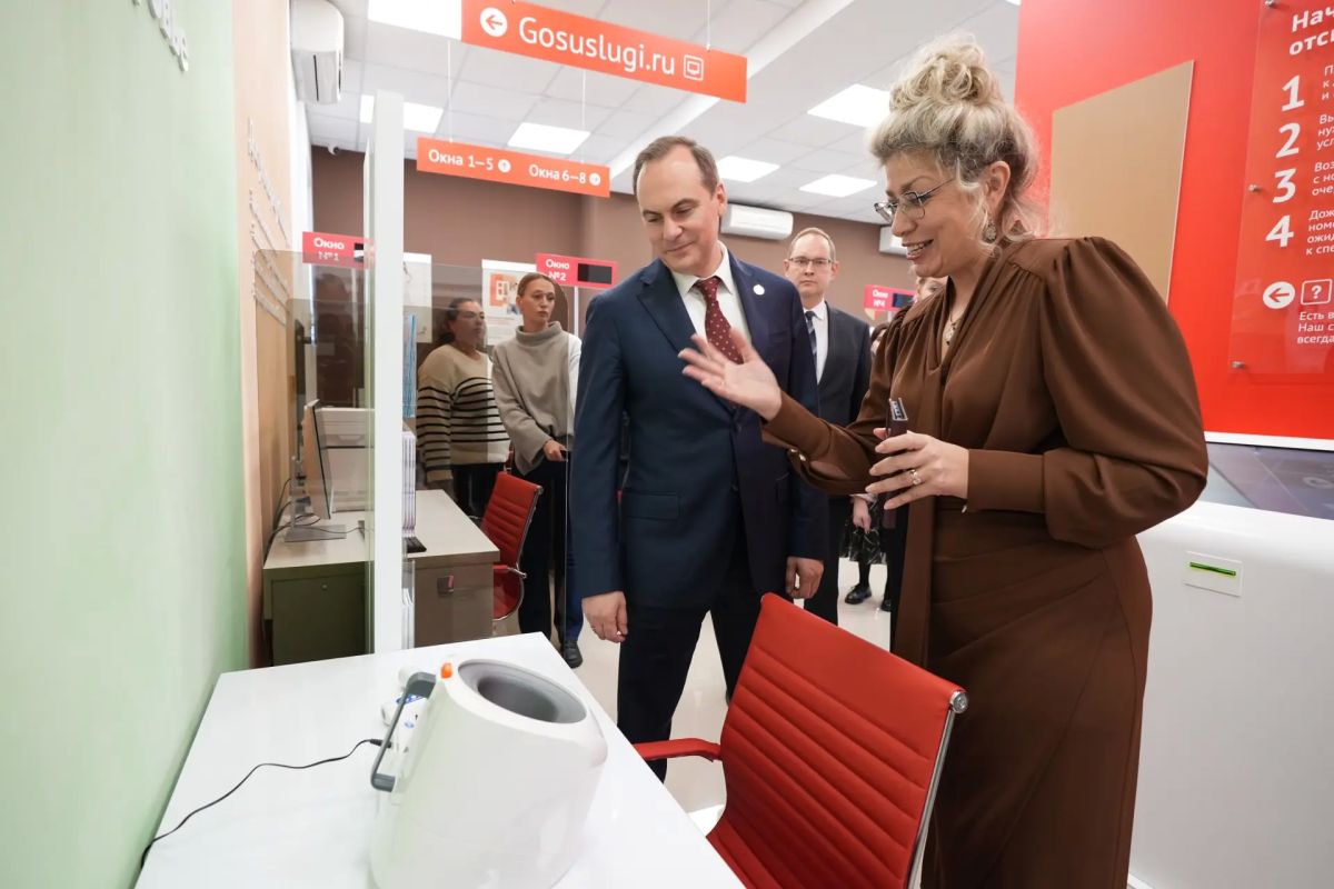 Артём Здунов: Большой МФЦ для большого района! Открыли современный филиал многофункционального центра в Октябрьском районе Саранска - здесь проживает почти 120 тысяч жителей Артём Здунов: Большой МФЦ для большого района! Открыли современный филиал многофункционального центра в Октябрьском районе Саранска - здесь проживает почти 120 тысяч жителей