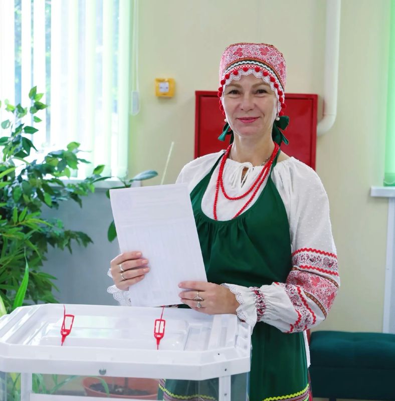 Артём Здунов: Искренняя благодарность всем, кто пришёл проголосовать за развитие страны и нашей любимой Мордовии В республике традиционно голосуют семьями, показываем хороший пример нашим детям Артём Здунов: Искренняя благодарность всем, кто пришёл проголосовать за развитие страны и нашей любимой Мордовии В республике традиционно голосуют семьями, показываем хороший пример нашим детям