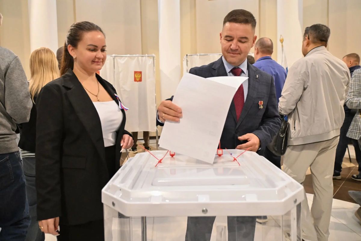 Артём Здунов: Искренняя благодарность всем, кто пришёл проголосовать за развитие страны и нашей любимой Мордовии В республике традиционно голосуют семьями, показываем хороший пример нашим детям Артём Здунов: Искренняя благодарность всем, кто пришёл проголосовать за развитие страны и нашей любимой Мордовии В республике традиционно голосуют семьями, показываем хороший пример нашим детям