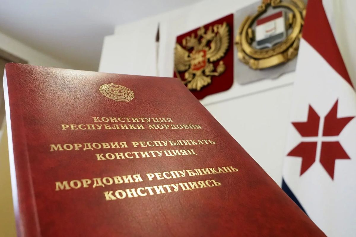 Артём Здунов: «Мы, полномочные представители многонационального народа Республики Мордовия, исходя из ответственности за благополучие её граждан , заботясь о сохранении и самобытном развитии народов, проживающих на её...