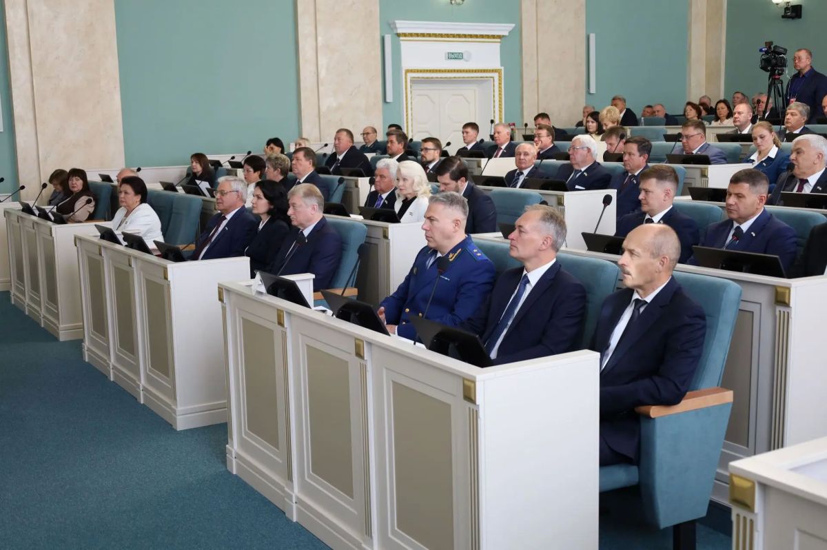 В восьмом созыве Госсобрания Мордовии будут работать семь комитетов и три комиссии В восьмом созыве Госсобрания Мордовии будут работать семь комитетов и три комиссии