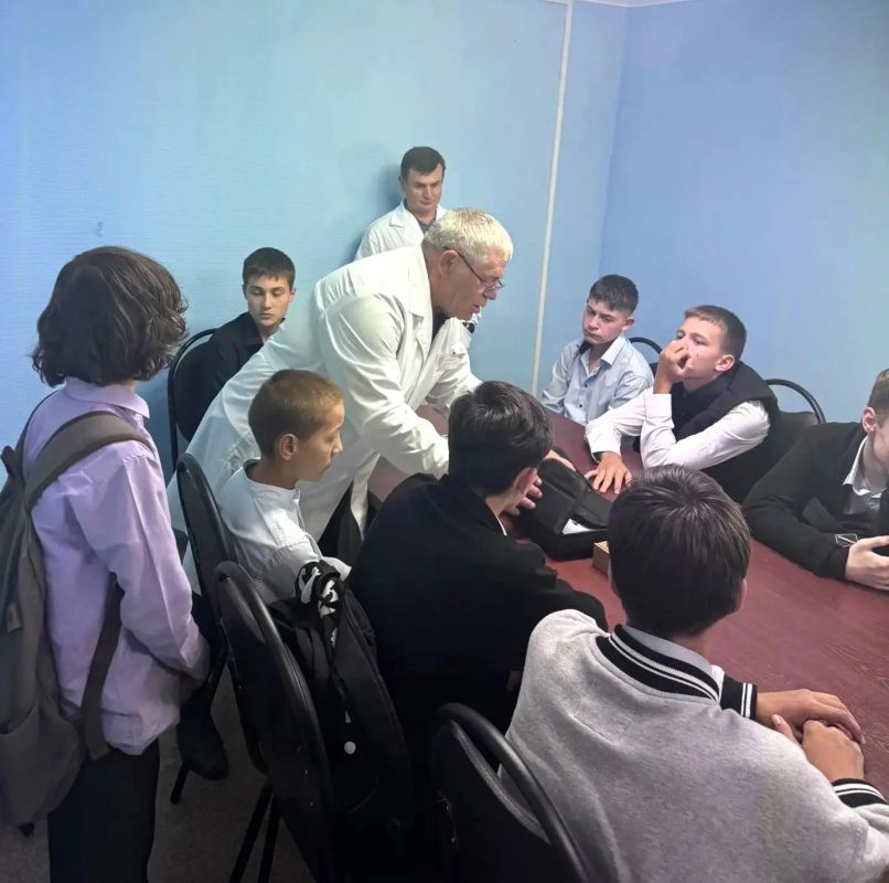 Шаг к будущей профессии: школьники заглянули в будни государственной ветеринарной службы Шаг к будущей профессии: школьники заглянули в будни государственной ветеринарной службы