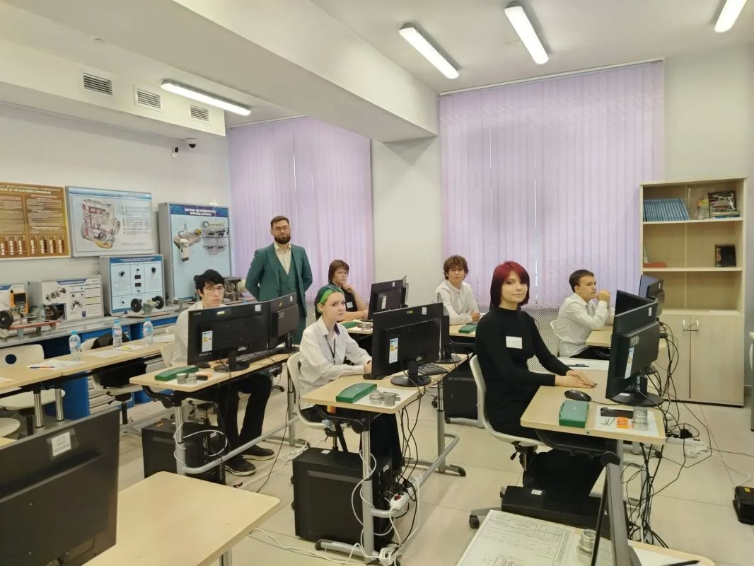 Новости из Нового Уренгоя: открытый урок позади, ждём результаты!