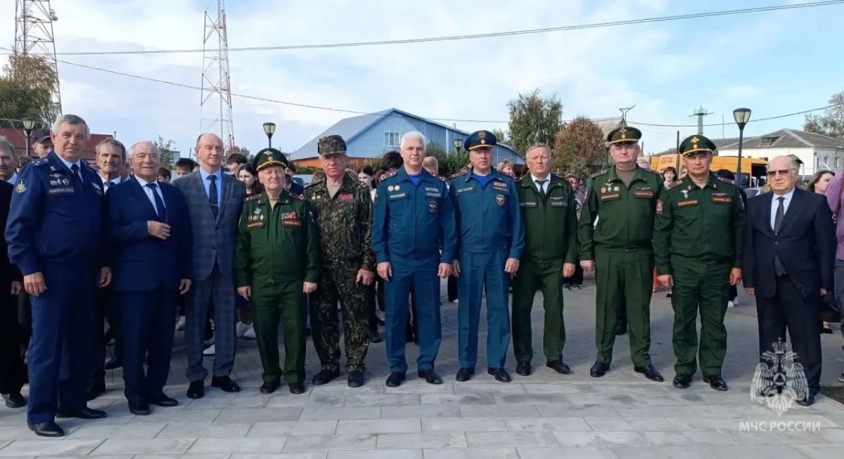 85 ЛЕТ СУРСКОМУ РУБЕЖУ!. В селе Большие Березники состоялся торжественный митинг у мемориала «Строителям Сурского оборонительного рубежа», посвящённый 85-й годовщине начала его строительства