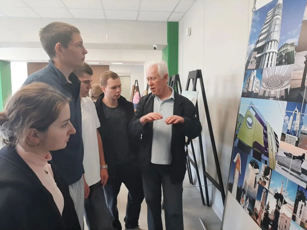 В Краснослободском районе после капитального ремонта открылась центральная библиотека В Краснослободском районе после капитального ремонта открылась центральная библиотека