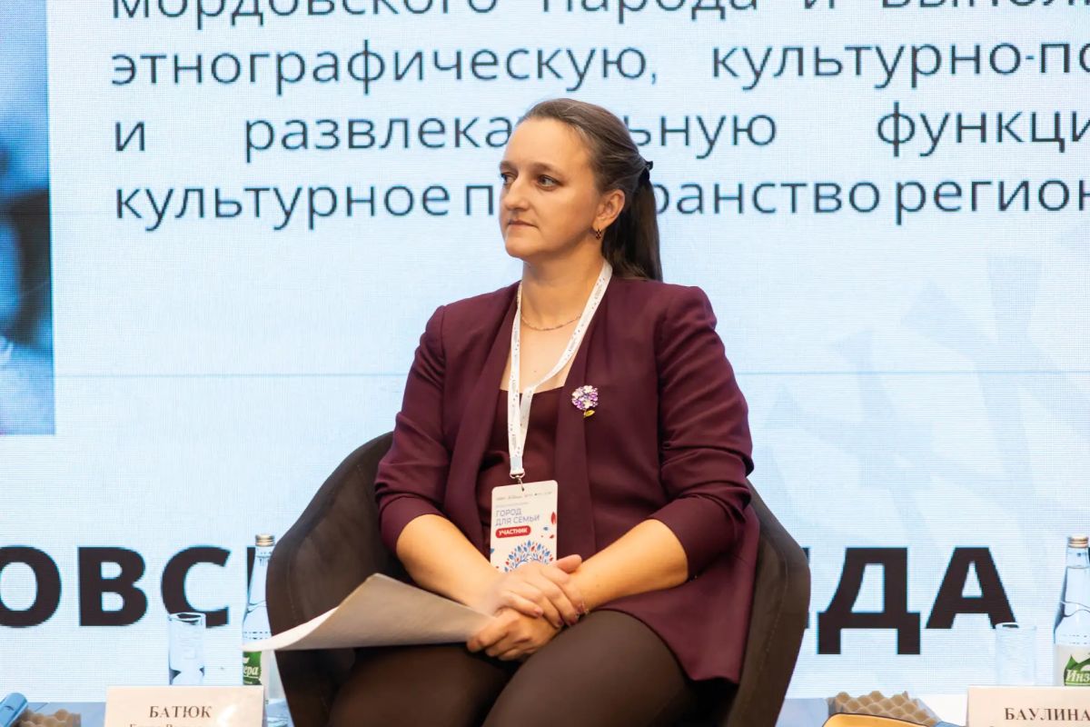 В Саранске обсудили роль культуры в укреплении семейных ценностей В Саранске обсудили роль культуры в укреплении семейных ценностей