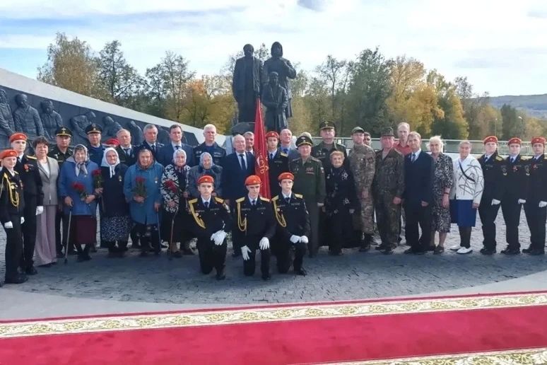 В Мордовии председатель региональной ветеранской организации Росгвардии принял участие в республиканском фестивале «Сурский рубеж» В Мордовии председатель региональной ветеранской организации Росгвардии принял участие в республиканском фестивале «Сурский рубеж»