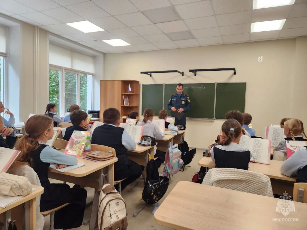 В рамках Всероссийской штабной тренировки по гражданской обороне в образовательных учреждениях Республики Мордовия организованы открытые уроки В рамках Всероссийской штабной тренировки по гражданской обороне в образовательных учреждениях Республики Мордовия организованы открытые уроки