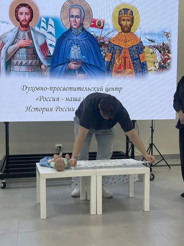 В МОРДОВИИ ПРОДОЛЖАЕТСЯ РАЗВИТИЕ ПРОЕКТА «ШКОЛА МОЛОДОГО ОТЦА» В МОРДОВИИ ПРОДОЛЖАЕТСЯ РАЗВИТИЕ ПРОЕКТА «ШКОЛА МОЛОДОГО ОТЦА»