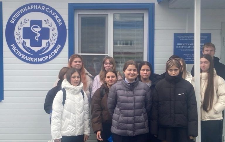 Необычно начался один из октябрьских дней для ребят из агрокласса первой Инсарской школы