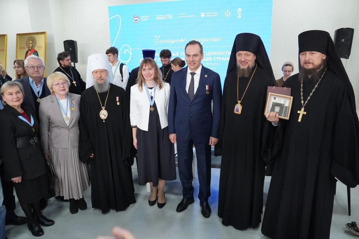 Артём Здунов: В День памяти святого праведного воина Феодора Ушакова открыли традиционный Межрегиональный форум православной молодёжи «Пересвет» Артём Здунов: В День памяти святого праведного воина Феодора Ушакова открыли традиционный Межрегиональный форум православной молодёжи «Пересвет»