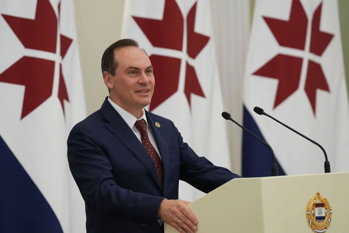 Сергей Вдовин вручил награды Госсобрания дорожникам Мордовии Сергей Вдовин вручил награды Госсобрания дорожникам Мордовии