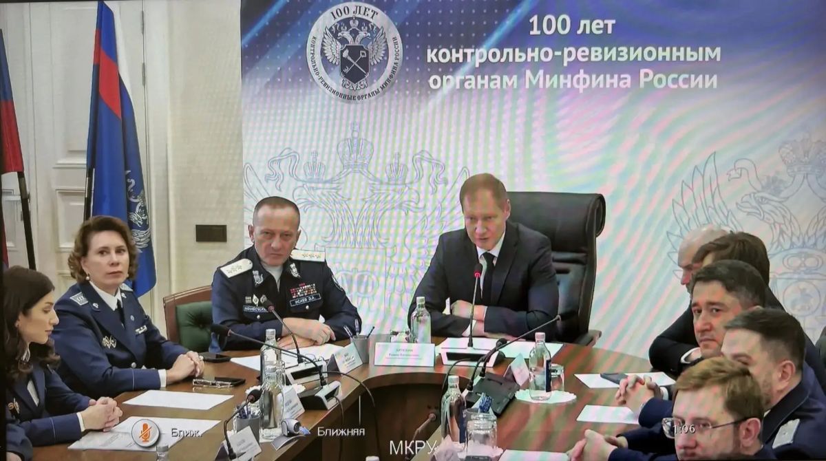 23 октября 2026 года состоялось торжественное мероприятие Федерального казначейства, приуроченное к двум значимым датам: 103летию со дня образования контрольноревизионных органов Министерства финансов Российской Федерации и... 23 октября 2026 года состоялось торжественное мероприятие Федерального казначейства, приуроченное к двум значимым датам: 103летию со дня образования контрольноревизионных органов Министерства финансов Российской Федерации и...