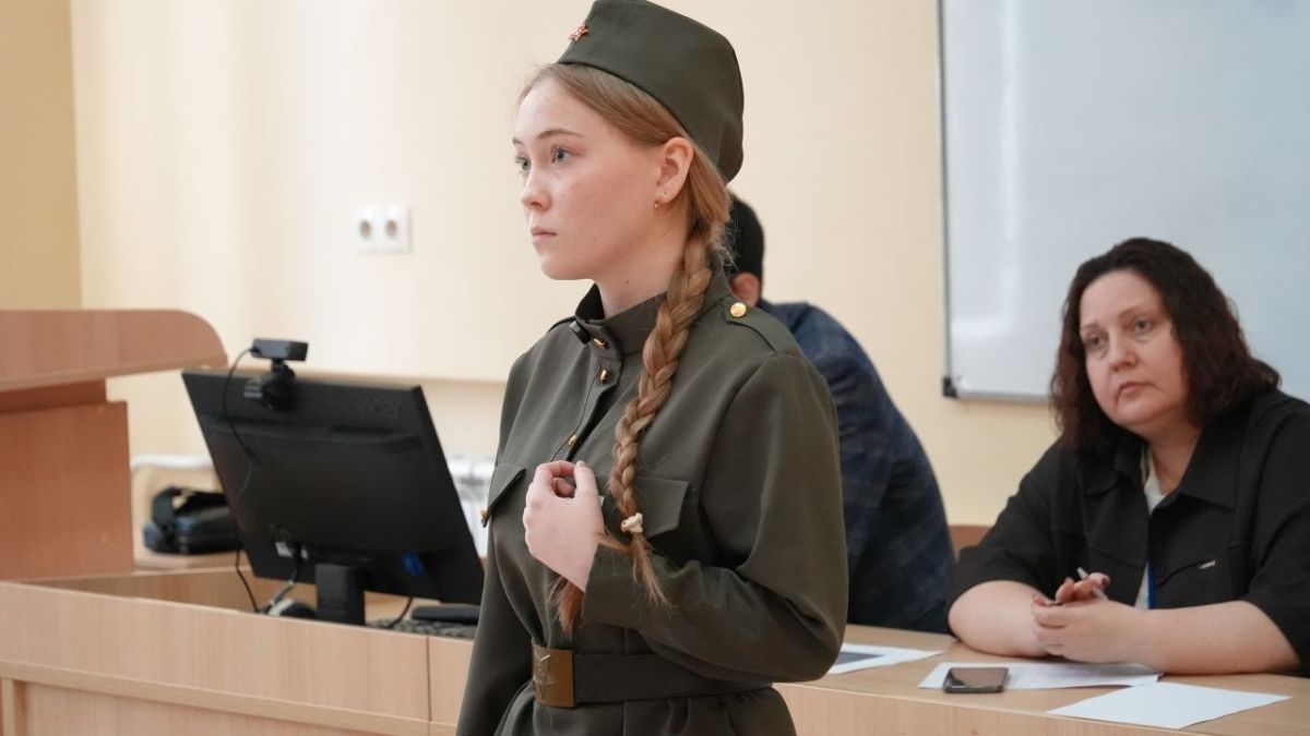 Пройдя два письменных тура, 23 октября участники заключительного этапа олимпиады Союзного государства «Россия и Беларусь: историческая и духовная общность», которая проходит в Саранске, пришли на новые испытания Пройдя два письменных тура, 23 октября участники заключительного этапа олимпиады Союзного государства «Россия и Беларусь: историческая и духовная общность», которая проходит в Саранске, пришли на новые испытания