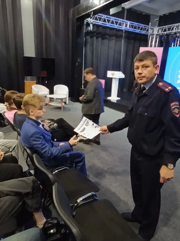 Студентам Мордовского университета рассказали о службе в полиции и противодействии мошенничеству Студентам Мордовского университета рассказали о службе в полиции и противодействии мошенничеству